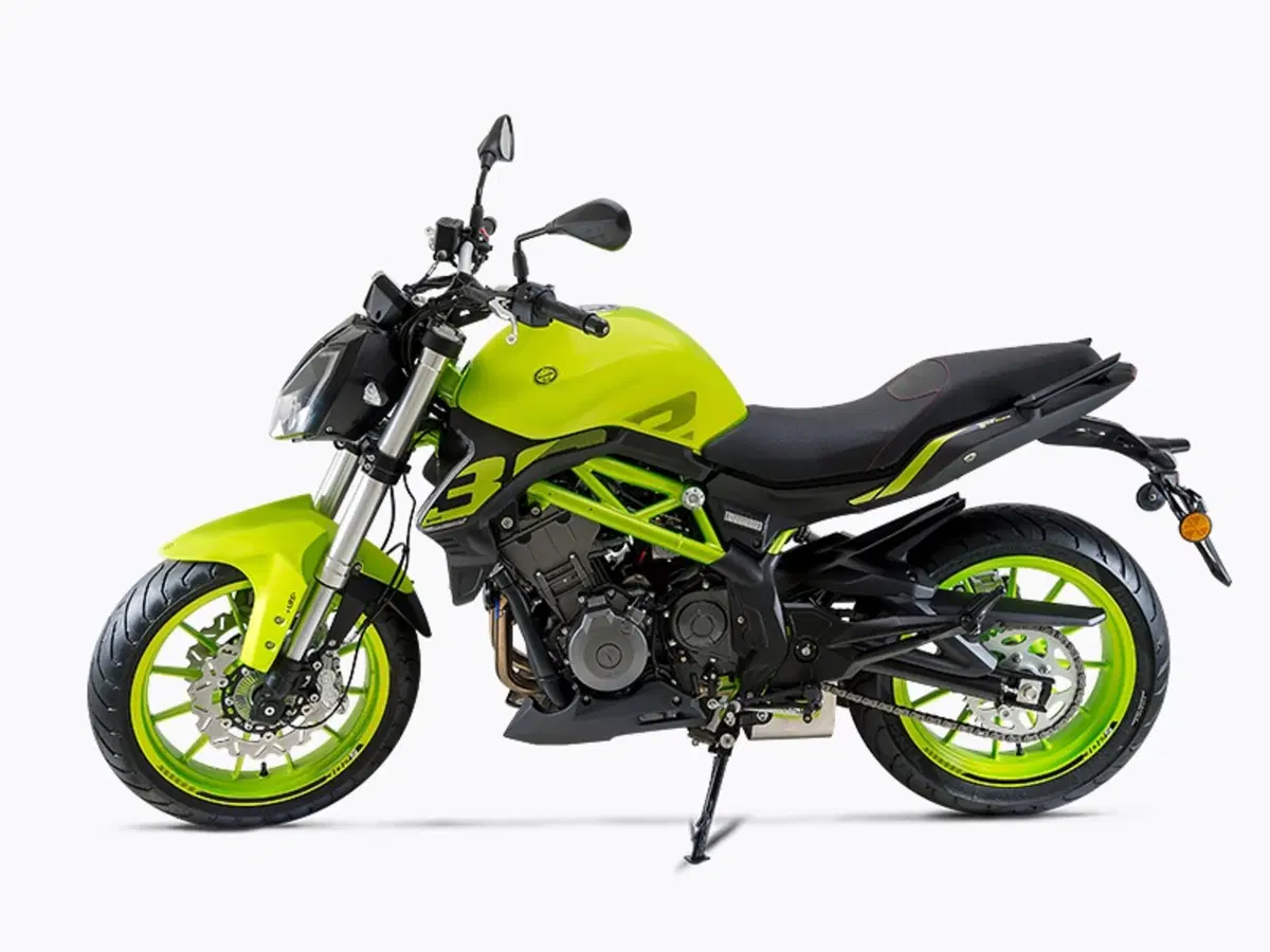 Benelli 302S 2019, due cilindri competitivi (11)