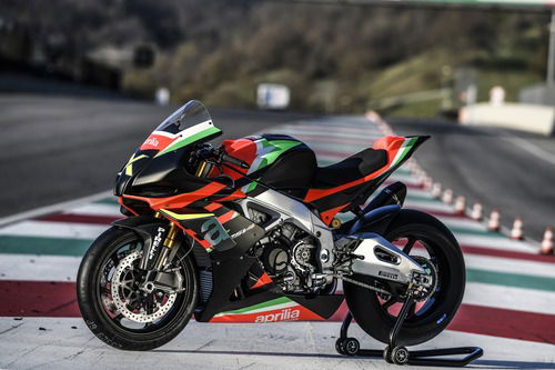 Aprilia RSV4 X, dieci esemplari da 225 cv e 165 kg (2)