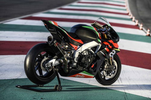 Aprilia RSV4 X, dieci esemplari da 225 cv e 165 kg (9)