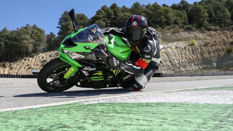 Dunlop Sportsmart Mk3. Su strada e in pista con la nuova hypersport stradale