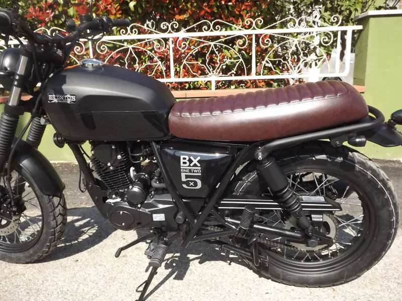 Brixton Motorcycles Cromwell 125 ABS (2021 - 26) (9)