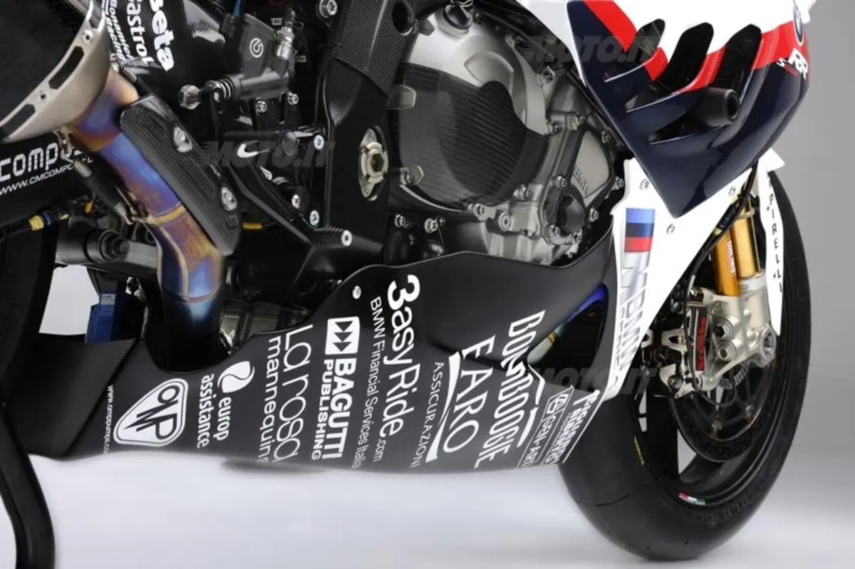 SBK e STK: BMW presenta i team del Mondiale 2011 (8)