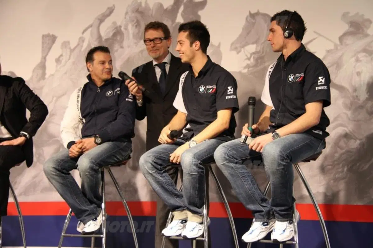 SBK e STK: BMW presenta i team del Mondiale 2011 (13)