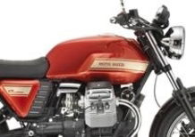 Nuovi colori per Aprilia Dorsoduro 750 e Moto Guzzi V7 Classic