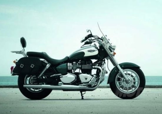 Triumph America e Speedmaster presto nelle concessionarie