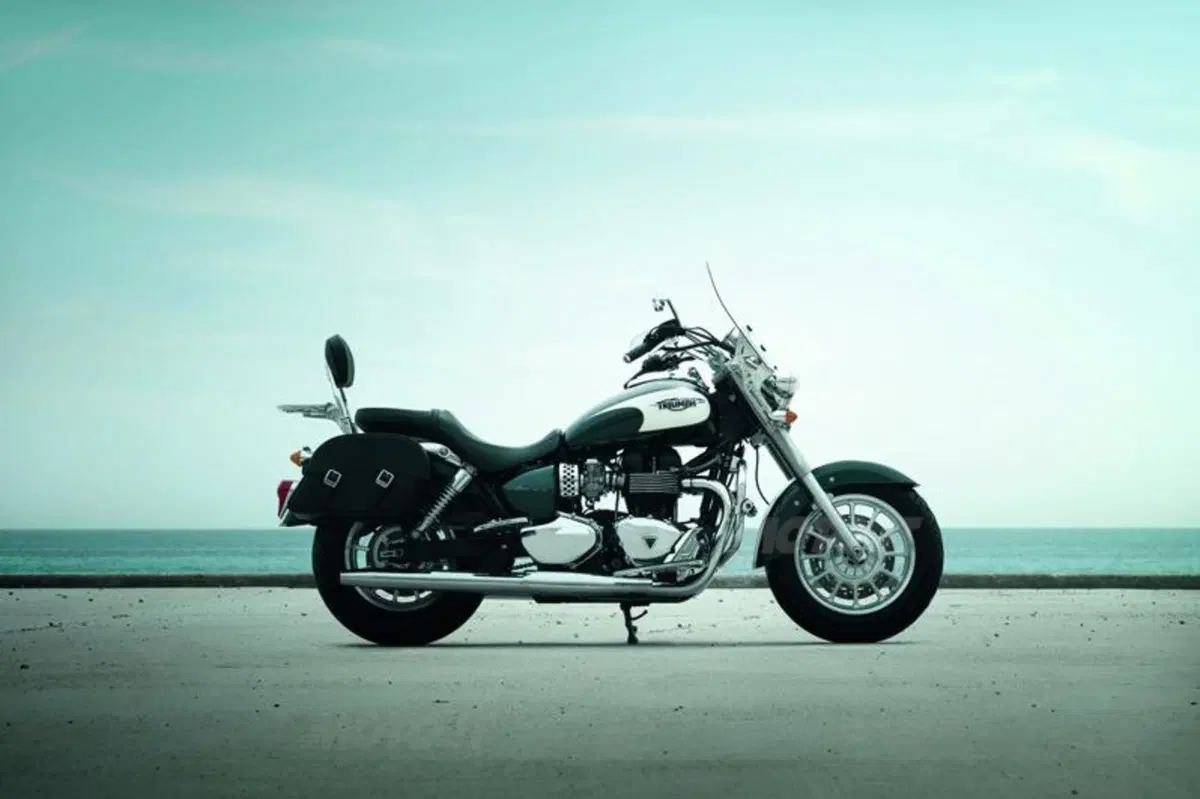 Triumph America e Speedmaster presto nelle concessionarie