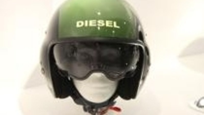 Diesel e AGV al Motor Bike Expo col nuovo casco HI-JACK