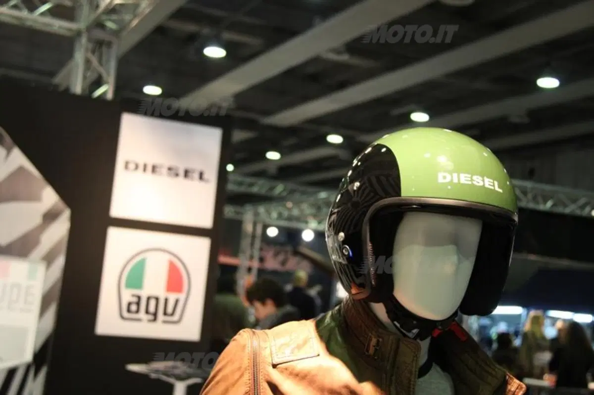 Diesel e AGV al Motor Bike Expo col nuovo casco HI-JACK