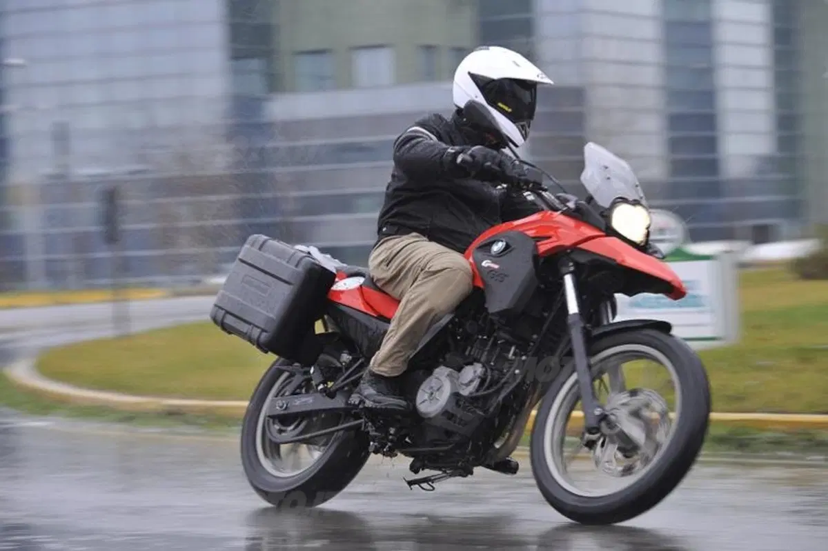 BMW G 650 GS   (3)
