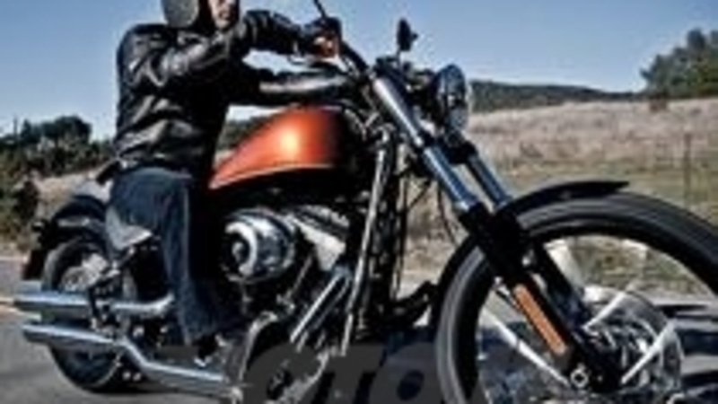 Nuova Harley-Davidson Softail Blackline