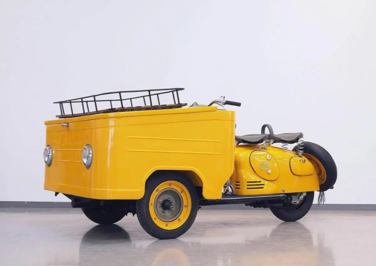 Da Vienna un’asta curiosa di scooter e moto d'epoca (3)