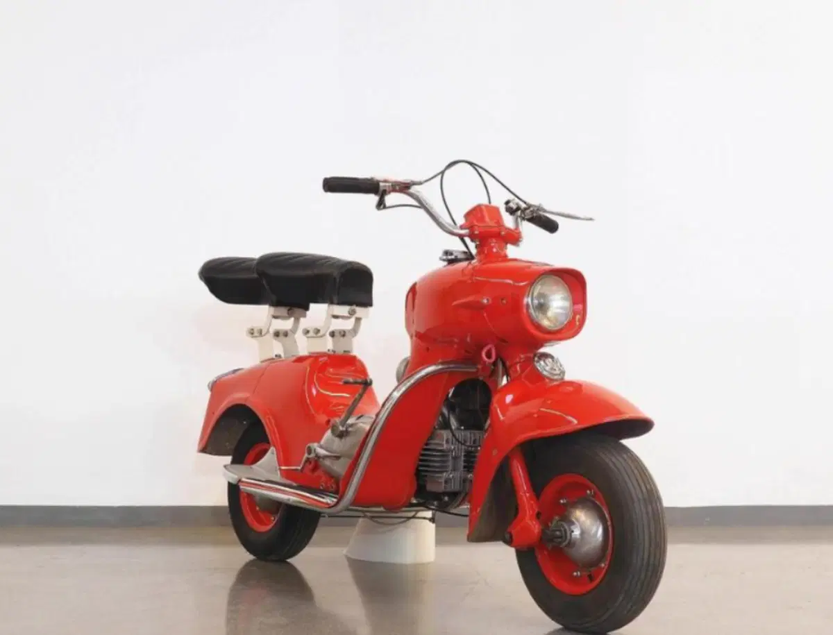Da Vienna un&rsquo;asta curiosa di scooter e moto d'epoca