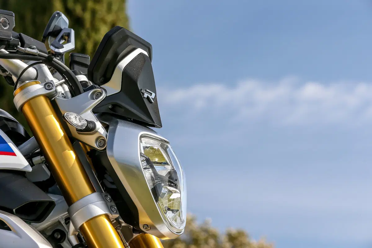 BMW R 1250R. Alternativa sportiva (17)