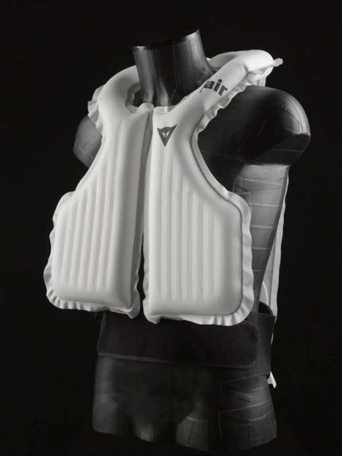 Dainese: il suo airbag a protezione degli sciatori (2)