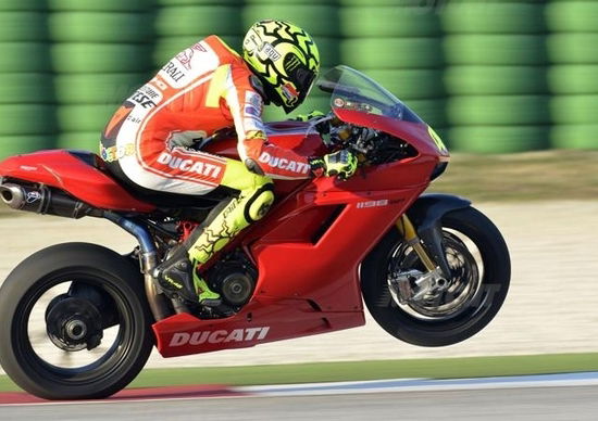 Valentino Rossi a Misano con la Ducati 1198 Superbike!