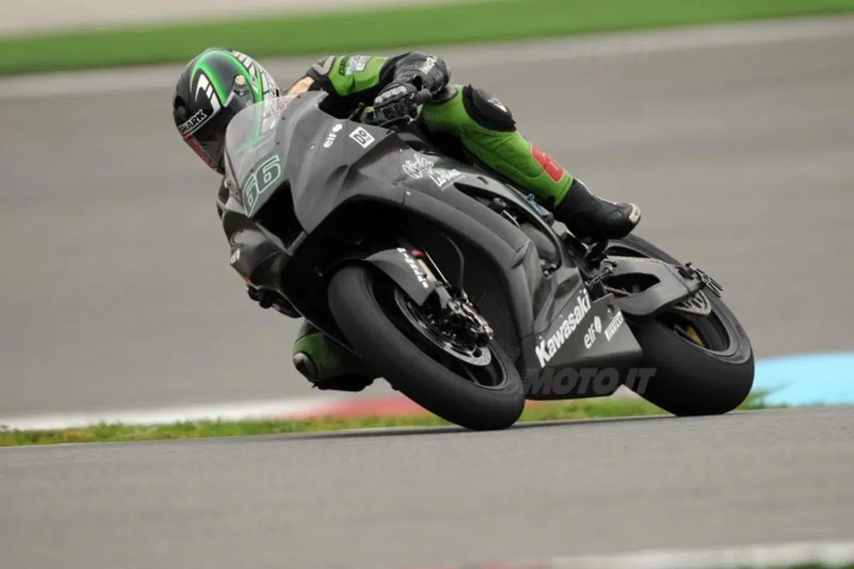 Portimao, pista bagnata. Parlano Checa e Melandri (22)