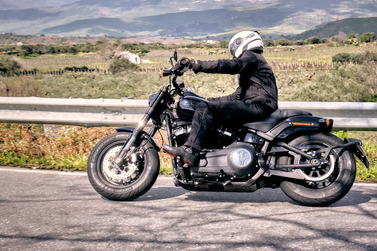 Metzeler Cruisetec, gli pneumatici per le Power Cruiser (7)
