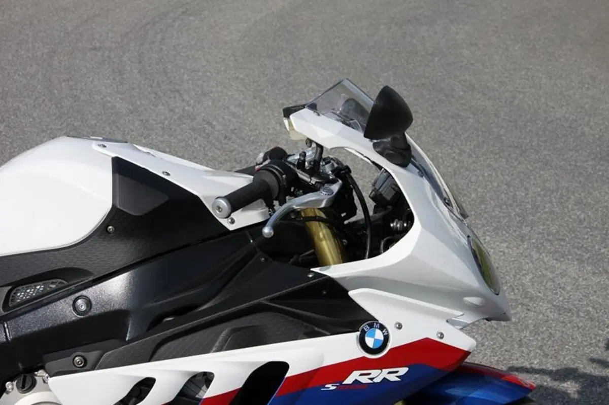 Accessori LSL per moto sportive, naked e special (2)