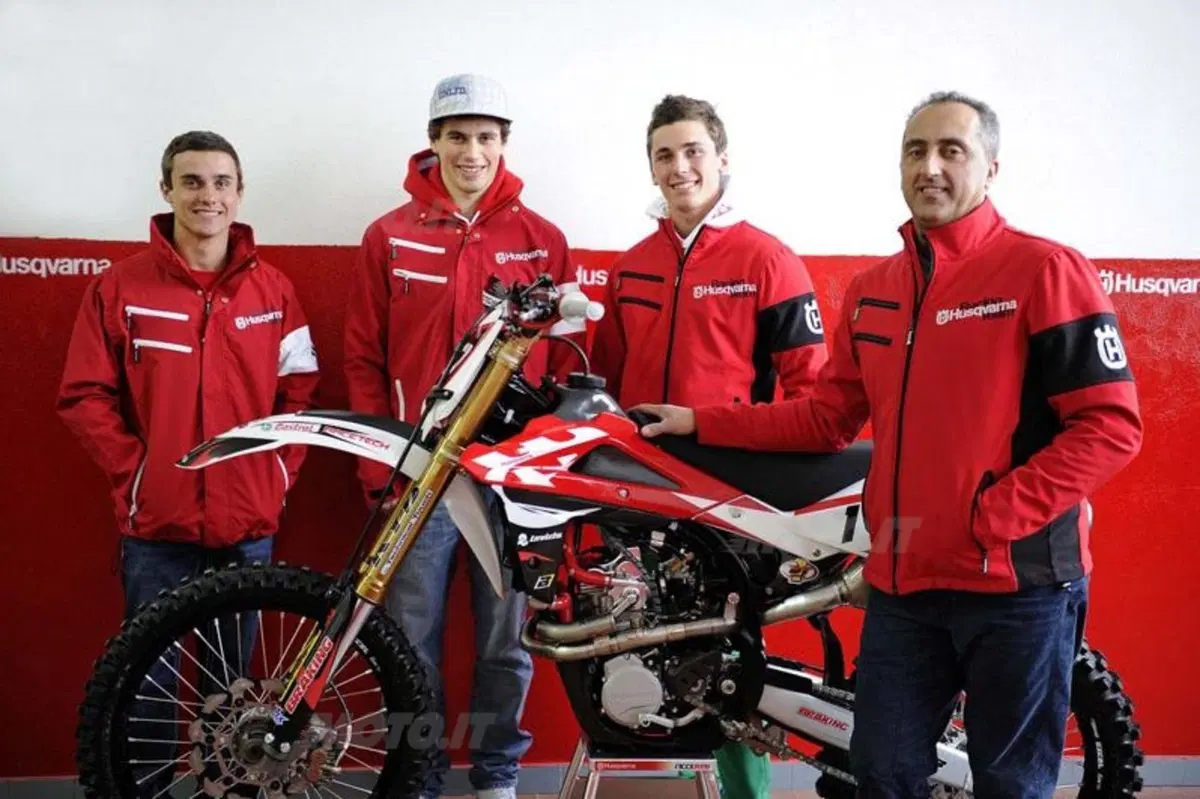 Il Team Husqvarna Ricci Racing è pronto per la MX2 (4)