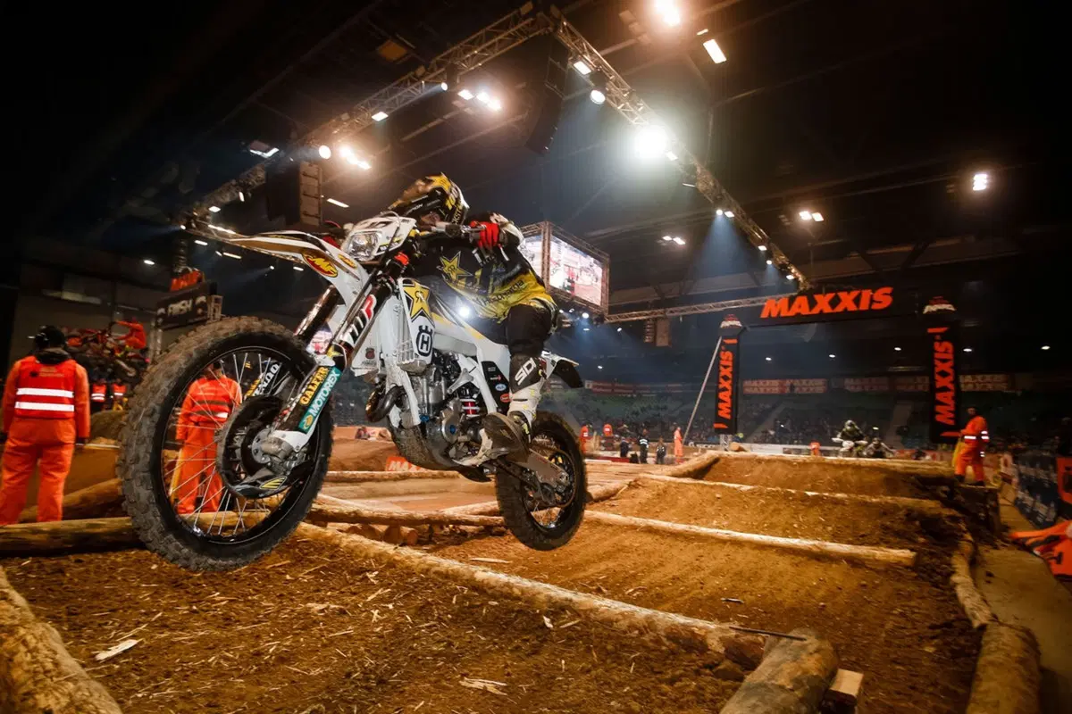 SuperEnduro. La rincorsa di Haaker (Husqvarna) all'iride per immagini (22)