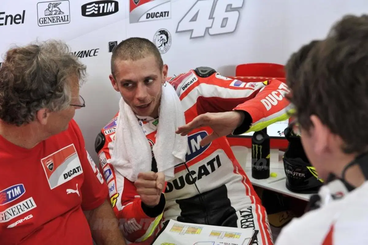 Valentino Rossi sulla Ducati: le prime foto del test di Sepang (6)