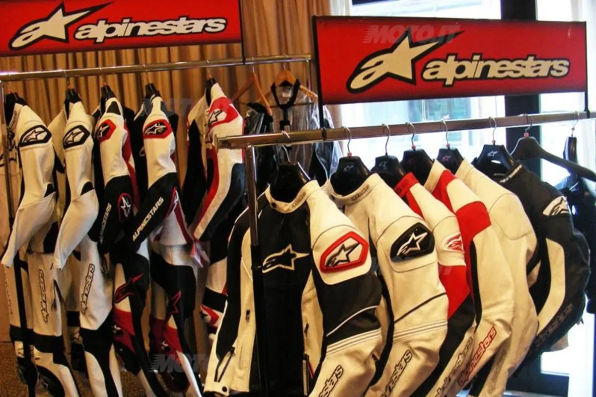 Alpinestars. Collezione Primavera 2011 (102)