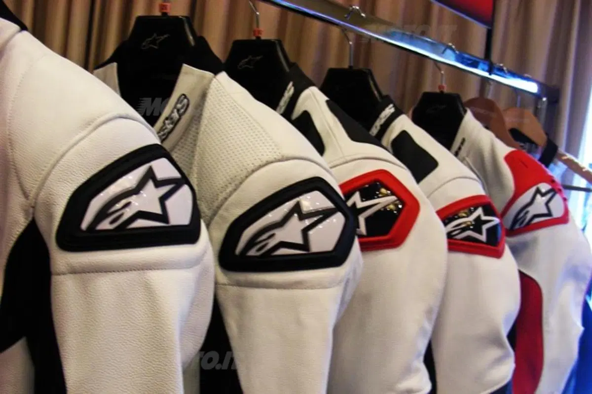 Alpinestars. Collezione Primavera 2011 (103)