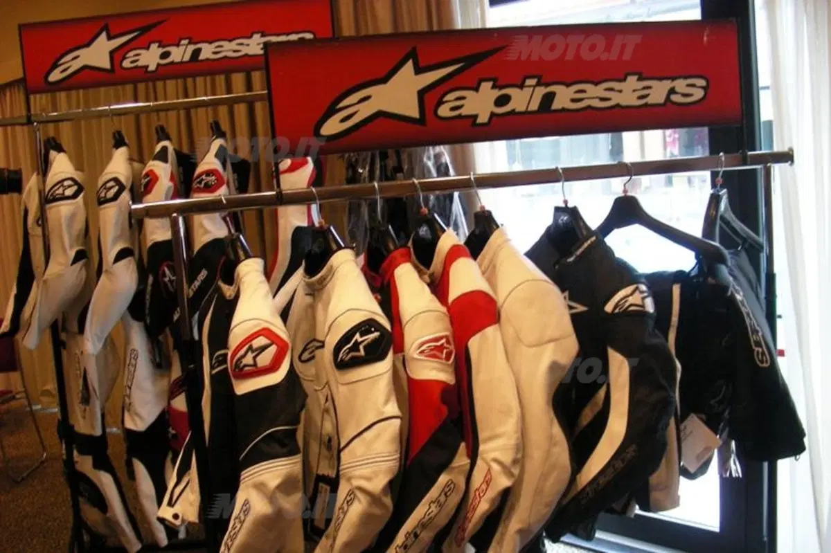 Alpinestars. Collezione Primavera 2011 (105)