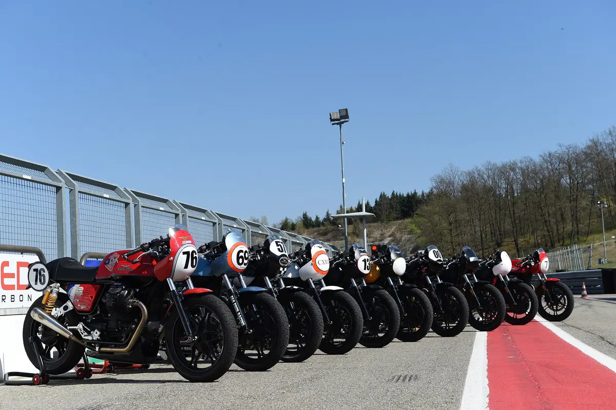 A Varano la prima del Trofeo Moto Guzzi Fast Endurance (3)