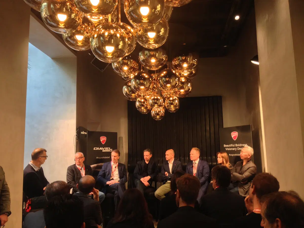 Ducati Diavel 1260 Materico presentato alla Milano Design Week