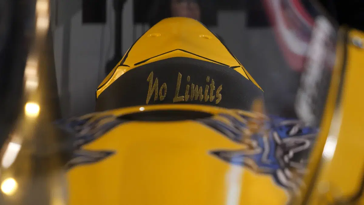 Arte e velocità nella presentazione del team No Limits  (3)