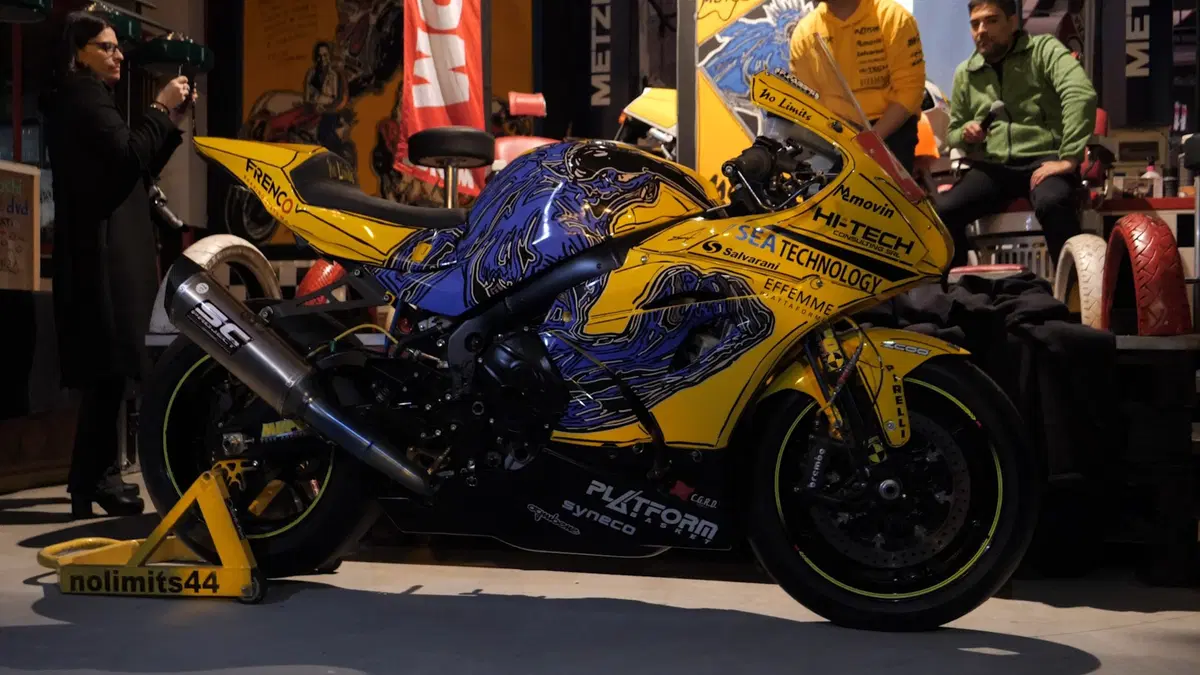 Arte e velocità nella presentazione del team No Limits  (13)