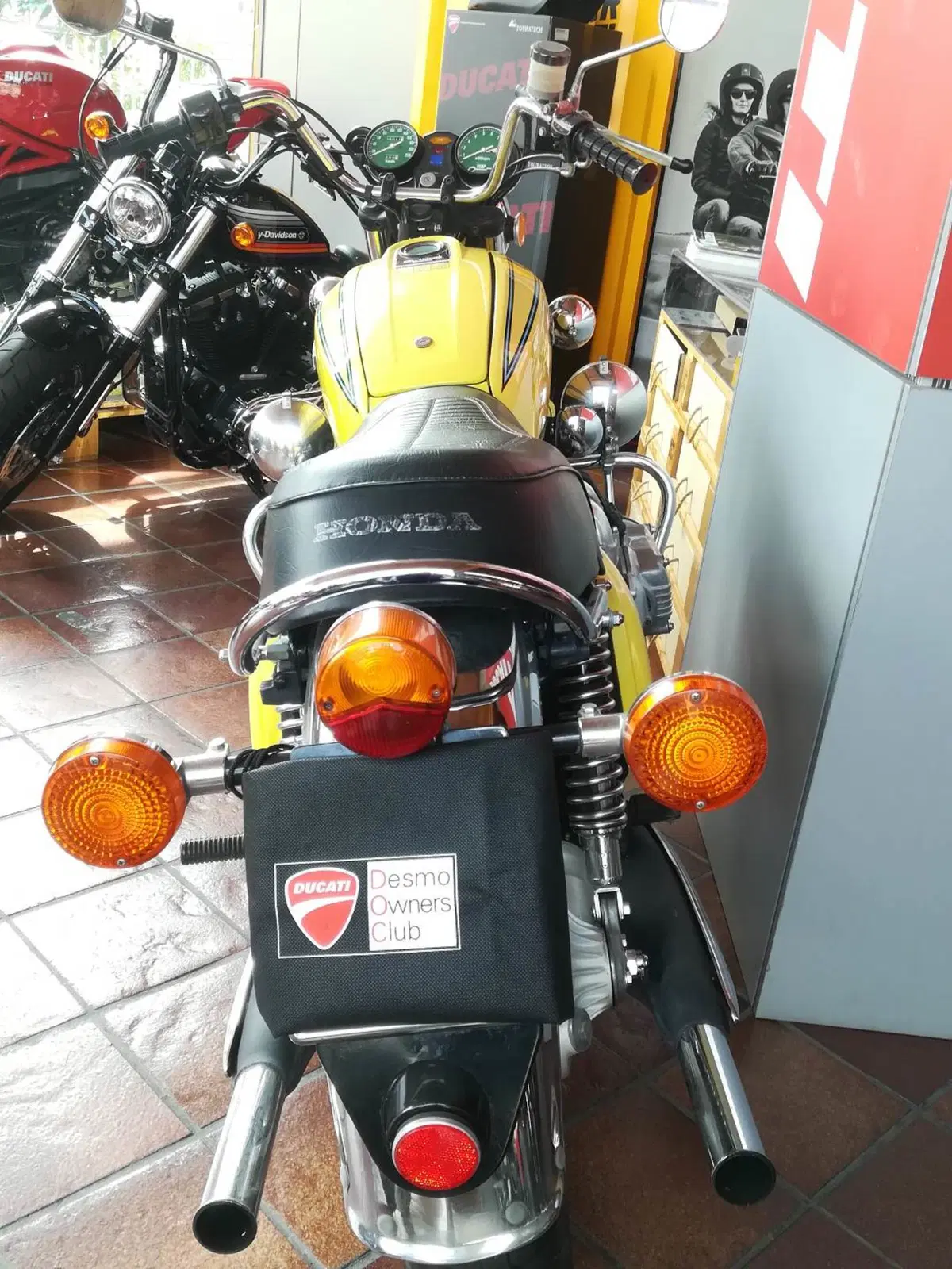 Honda GL 1000 (4)