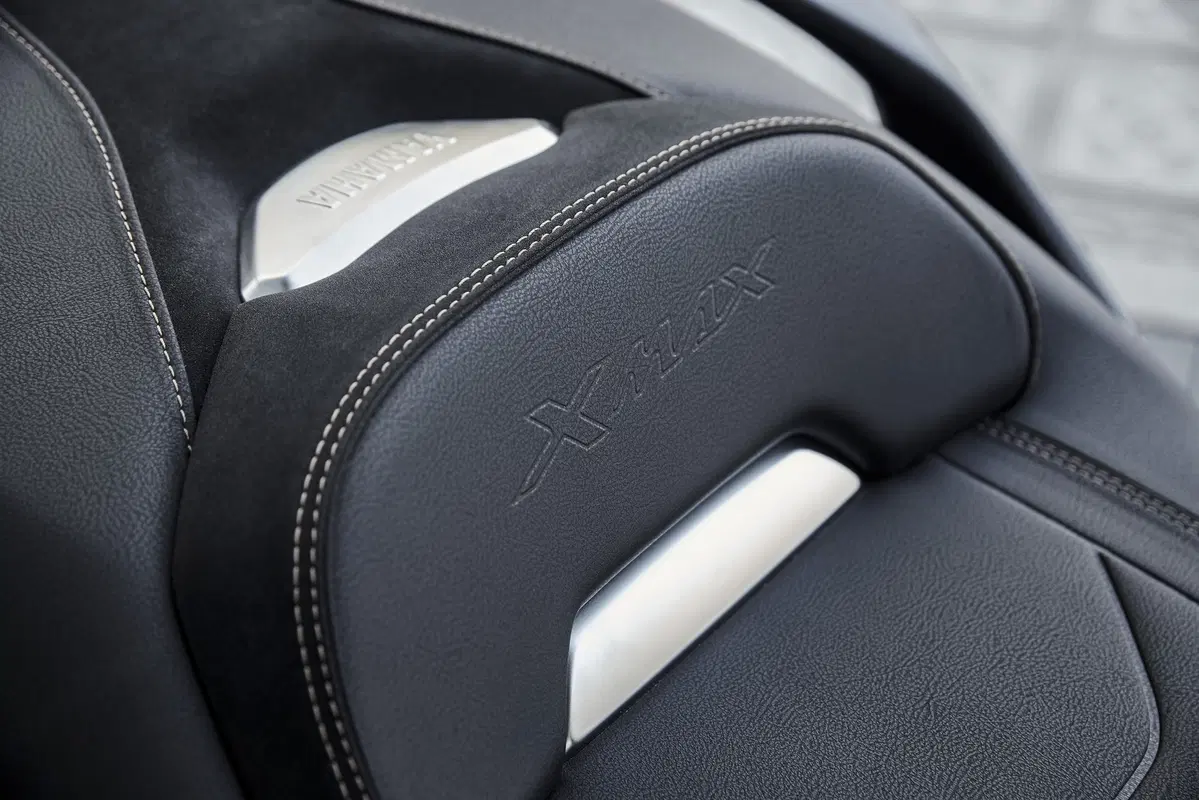 Yamaha XMAX Iron Max, TEST: ancora più stile e comfort (3)
