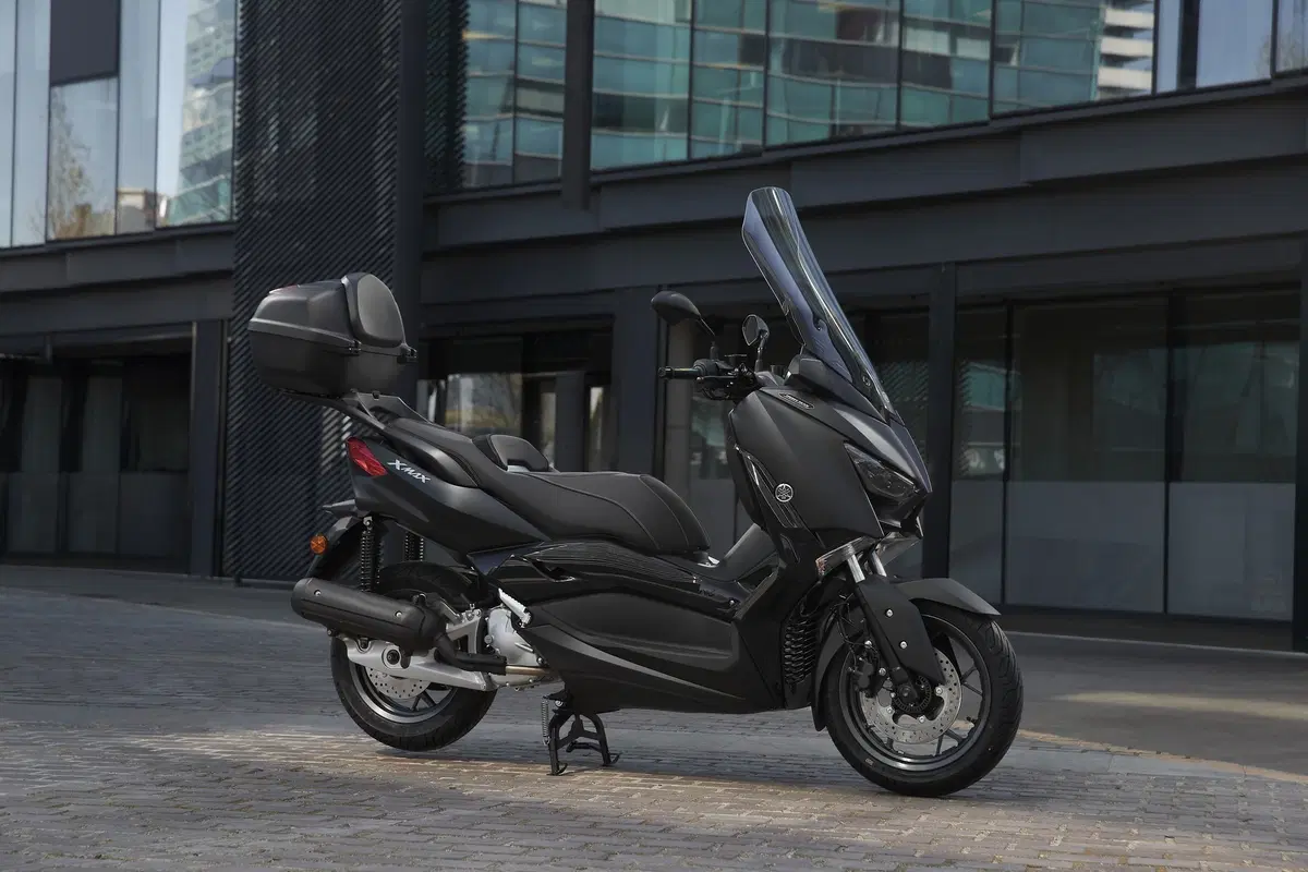 Yamaha XMAX Iron Max, TEST: ancora più stile e comfort (18)