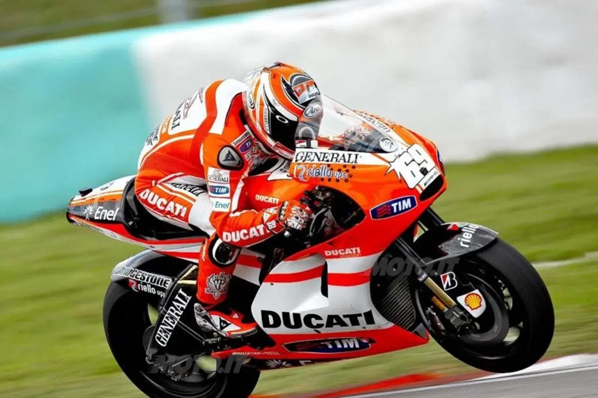 Simoncelli è il più veloce nel 3° giorno di test a Sepang (11)