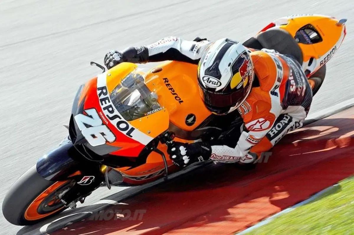 Simoncelli è il più veloce nel 3° giorno di test a Sepang (15)