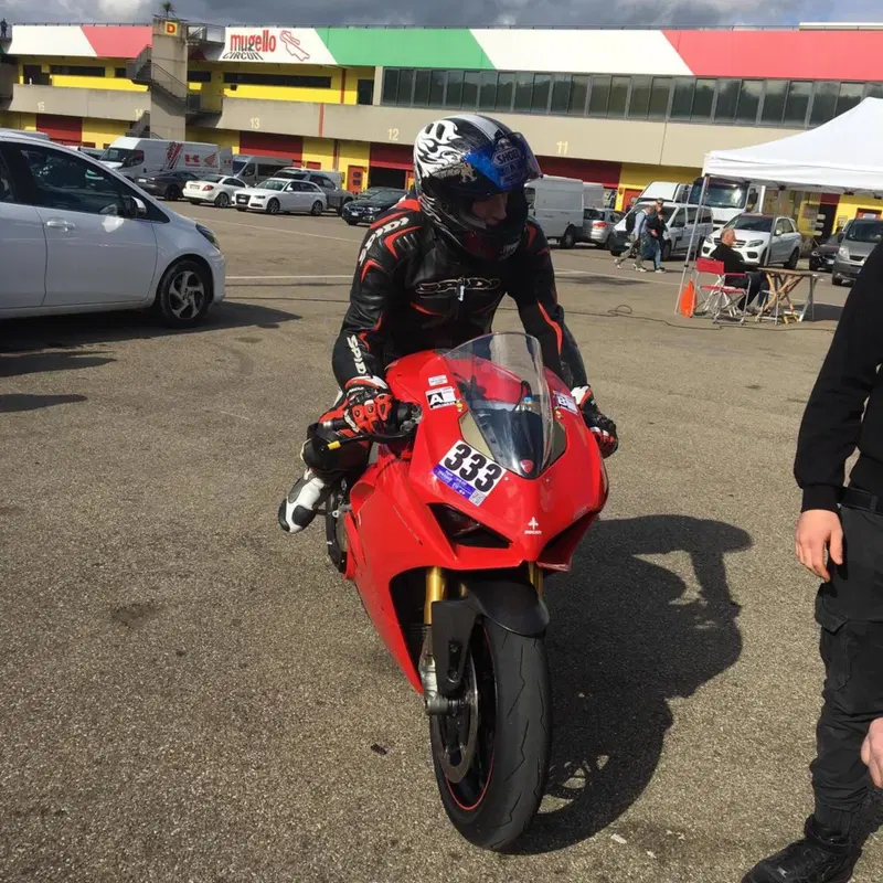 "Fiasco" e la sua Ducati V4 S 1100
