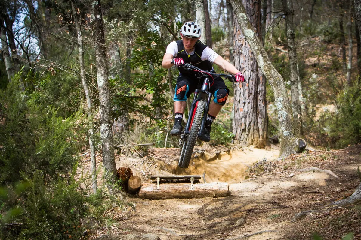 Thok Mig-R. Video-test e review