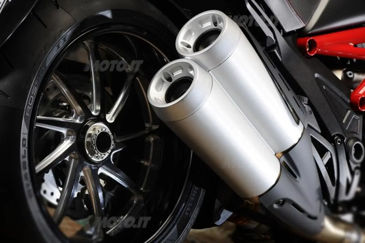 Ducati Diavel  (25)