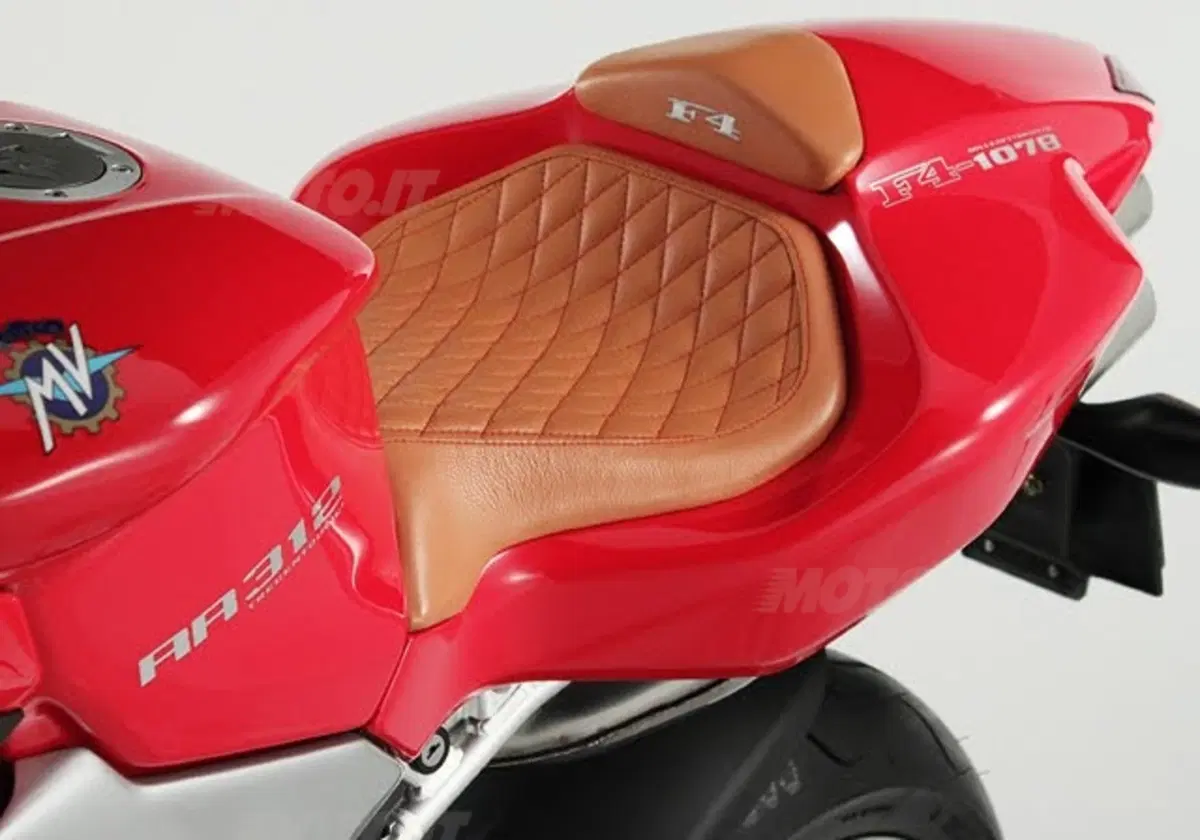MV Agusta F4 1078 RR 312 Edizione Finale (6)