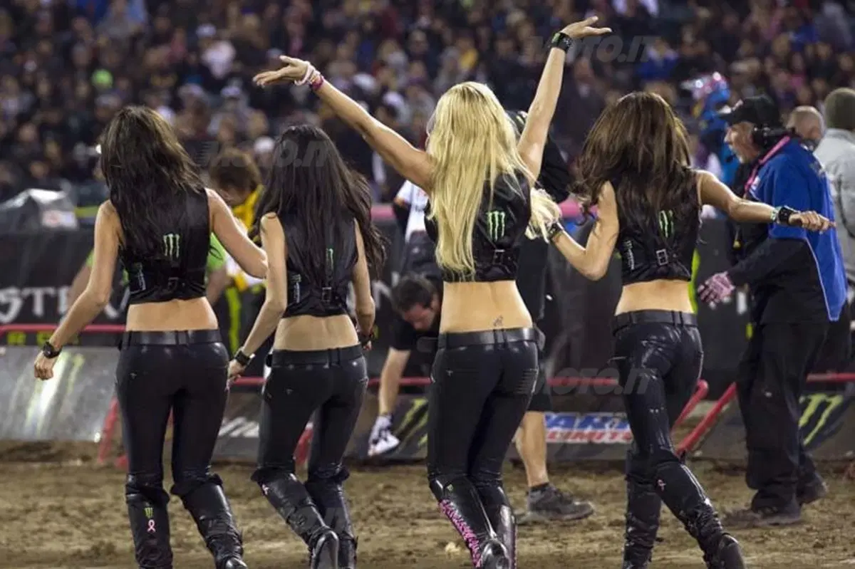 Le Girls più belle del Supercross di Anaheim II (5)