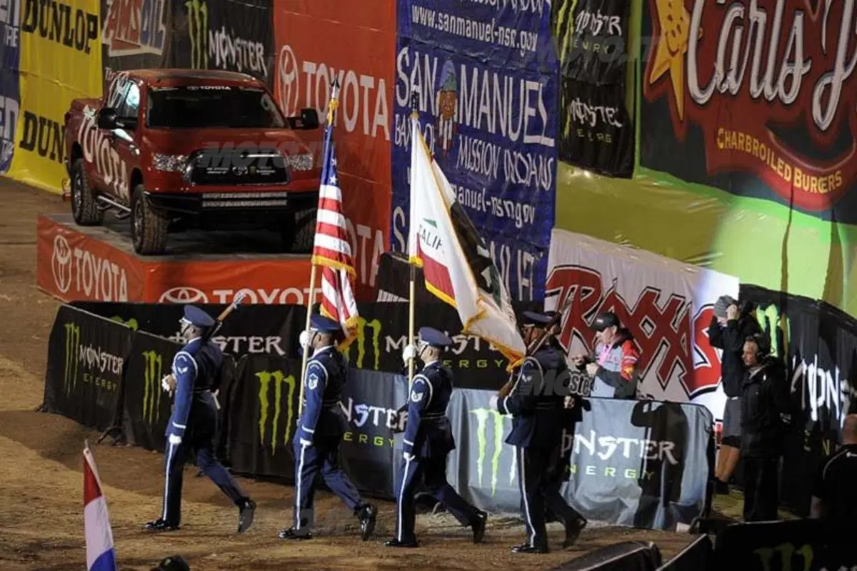 Le Girls più belle del Supercross di Anaheim II (13)