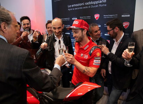 Ducati Roma: festa grande per la doppia location (3)