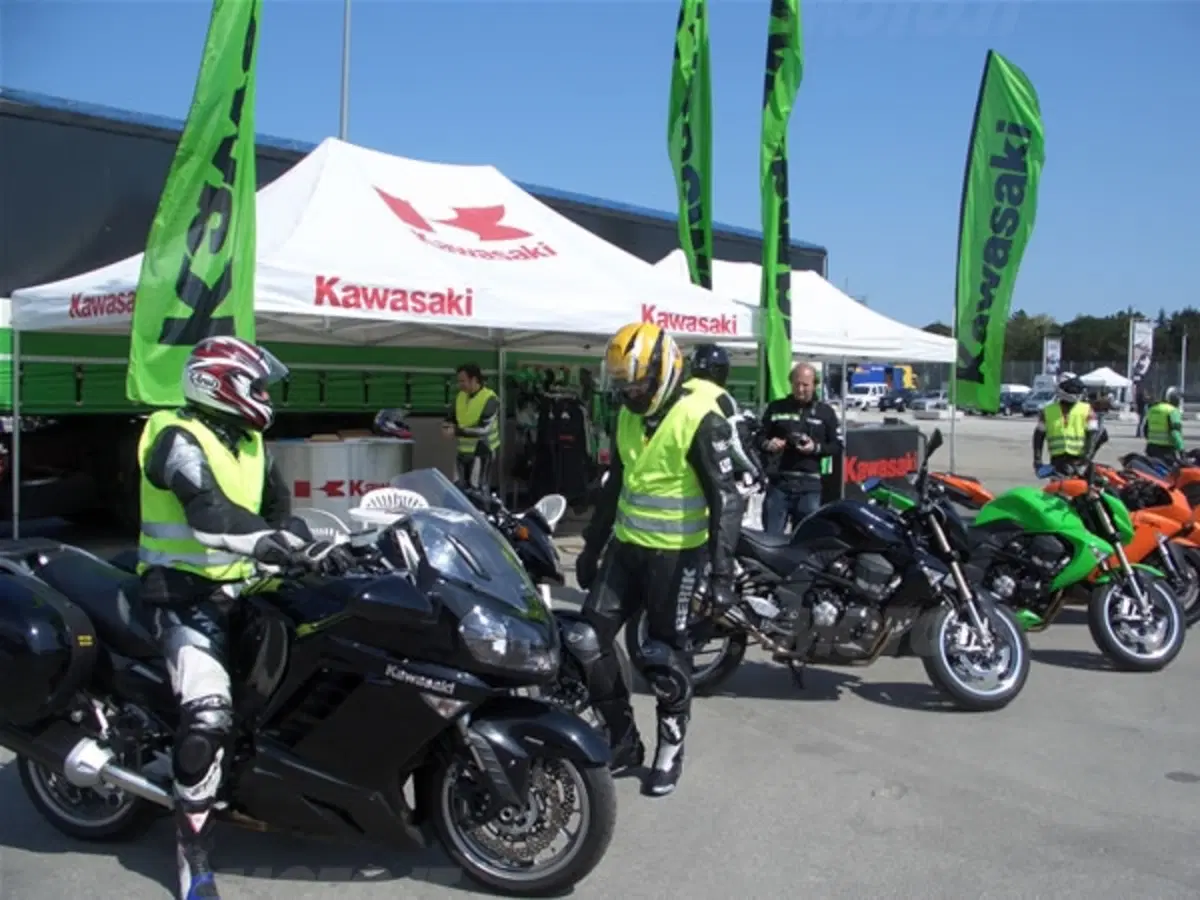 Prova su strada la gamma Kawasaki