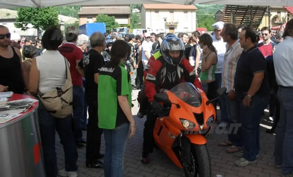 Prova su strada la gamma Kawasaki (4)