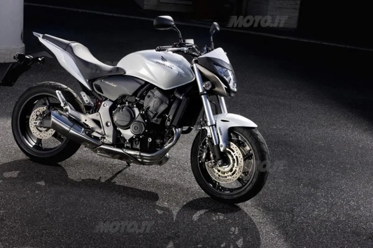 Honda Hornet 600   (21)