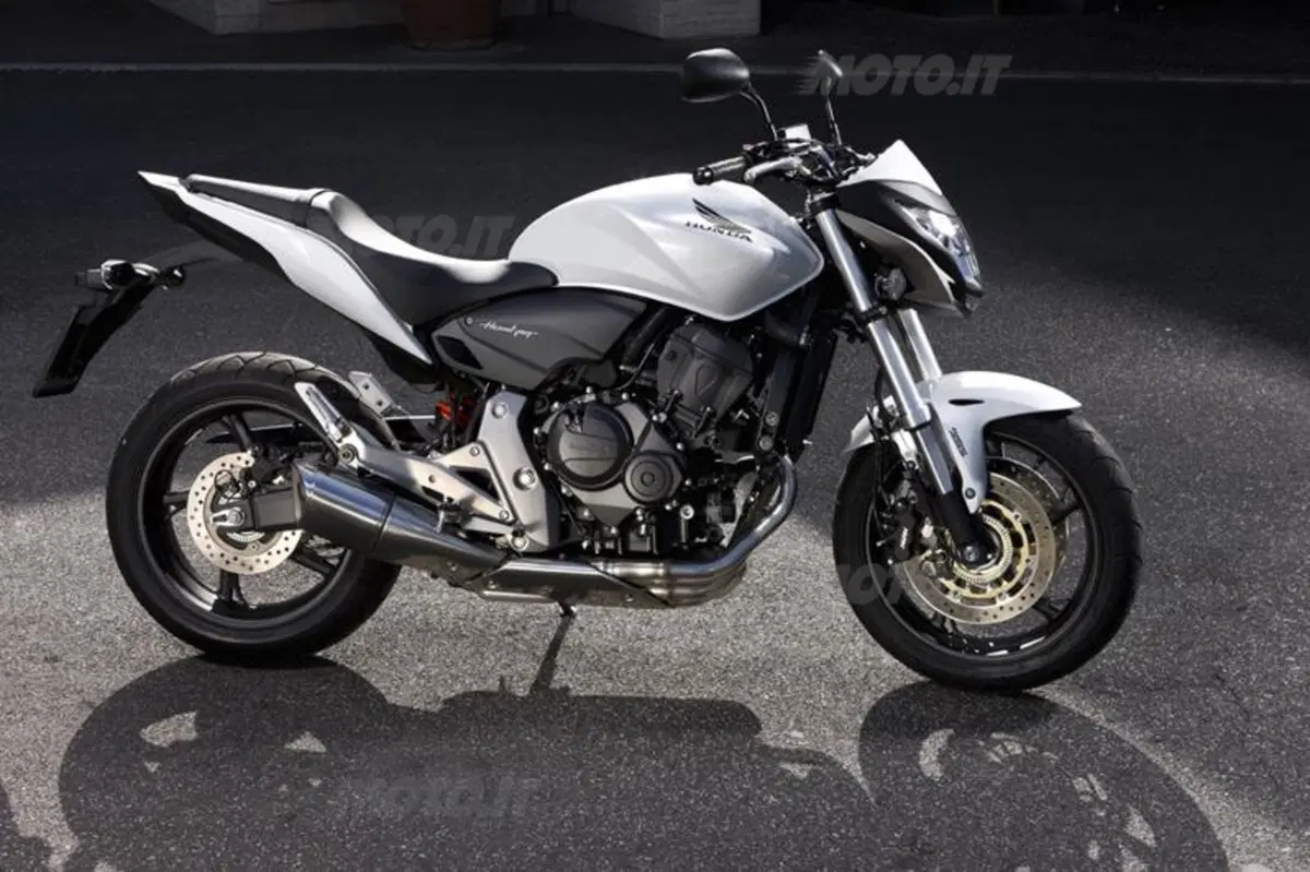 Honda Hornet 600   (22)