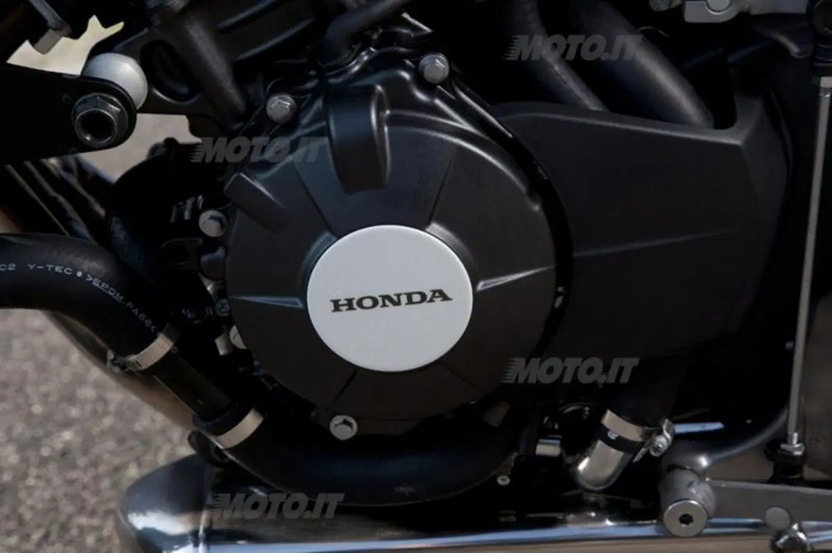 Honda Hornet 600   (38)