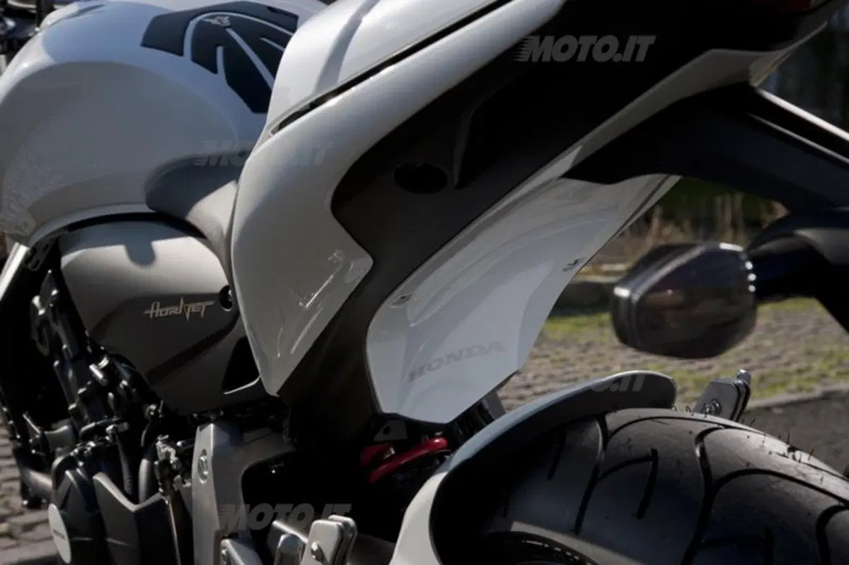 Honda Hornet 600   (42)